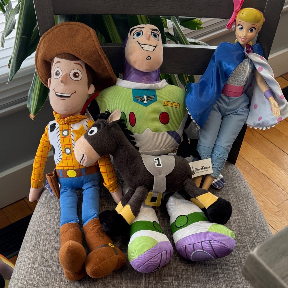 Disney Toy Story Lot - Buzz Woody Bo Peep Bullseye